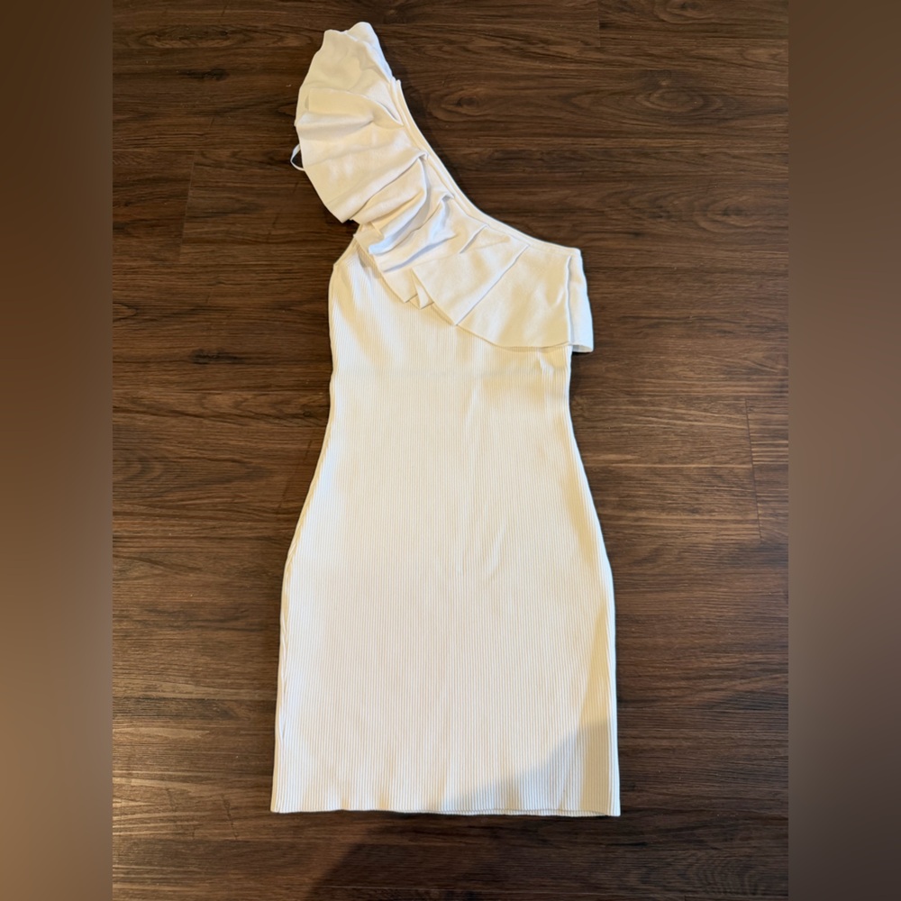 DO + BE White Ruffle-Neck Bodycon Dress